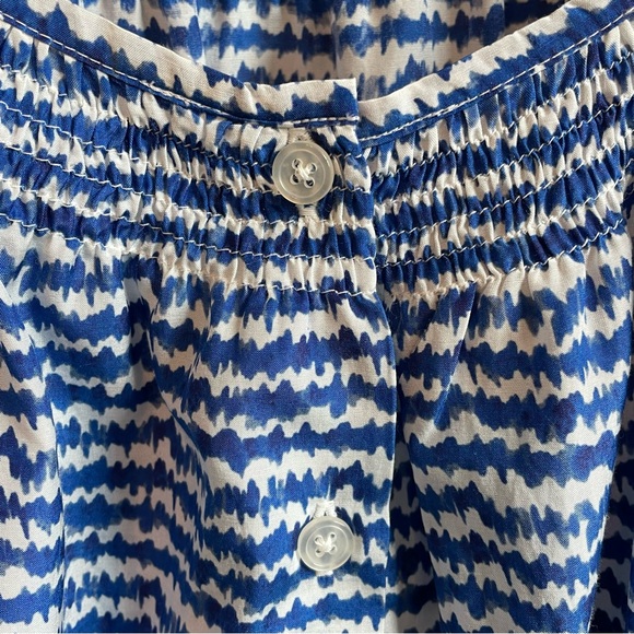 Tucker Silk Blend Women’s Blouse Size XL Blue White Blurred Stripes Pearl Button - Picture 3 of 10